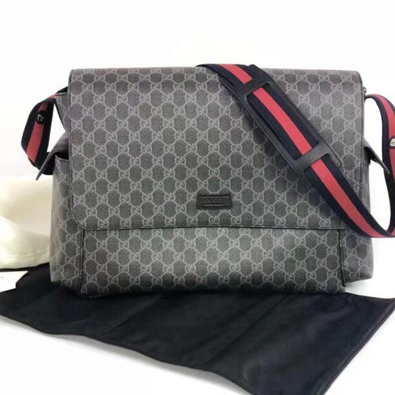 Gucci Messenger Bag 211131 black